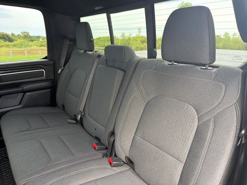 Used 2022 RAM 1500 Big Horn AWD/4WD image 33