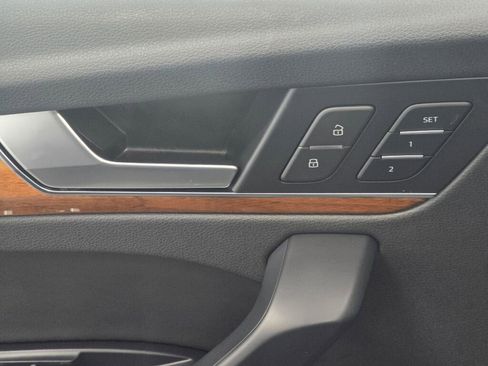 Used 2023 Audi Q5 2.0T Premium w/ Convenience Package image 36