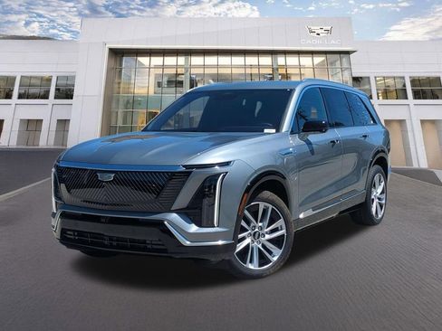 New 2026 Cadillac Vistiq Luxury w/ LPO, Floor Liner Package AWD/4WD image 1