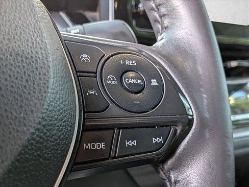 Used 2024 Toyota Corolla SE image 13