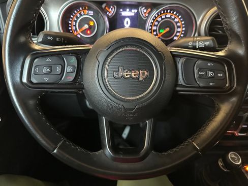 Used 2020 Jeep Gladiator Sport w/ Quick Order Package 24S AWD/4WD image 3