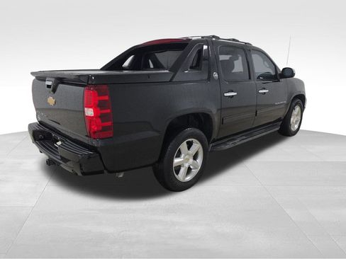 Used 2013 Chevrolet Avalanche LT w/ All-Star Edition RWD image 3