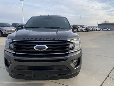 Used 2019 Ford Expedition Limited image 2