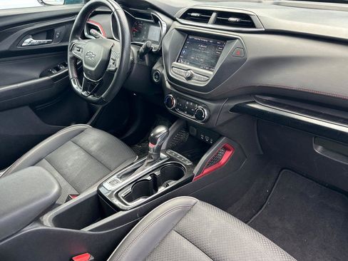 Used 2022 Chevrolet TrailBlazer RS FWD image 16