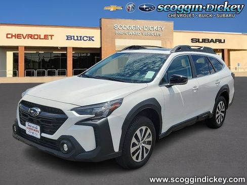 Used 2025 Subaru Outback Premium AWD/4WD image 1