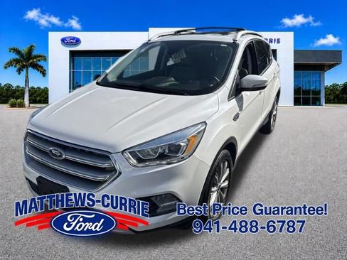 Used 2017 Ford Escape Titanium FWD image 1