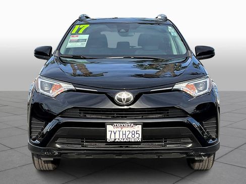 Used 2017 Toyota RAV4 LE image 3