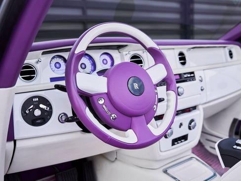 Used 2008 Rolls-Royce Phantom Drophead Coupe image 48