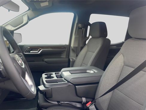 New 2026 GMC Sierra 1500 Elevation image 16