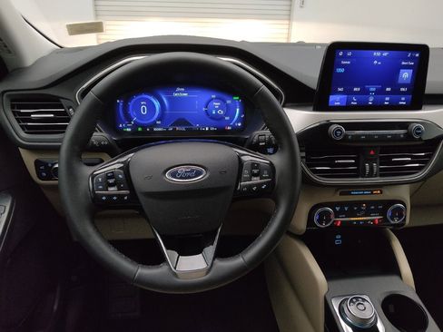 Used 2022 Ford Escape SEL w/ Technology Package FWD image 22