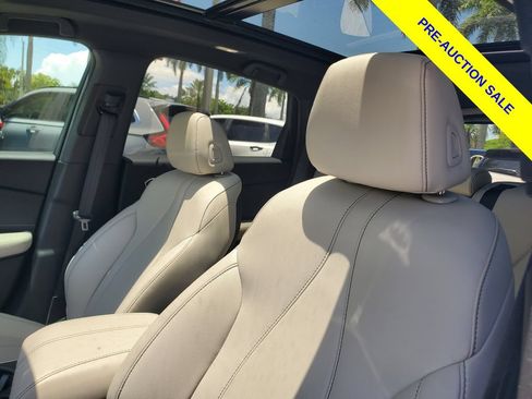 Certified 2025 Acura RDX SH-AWD image 17