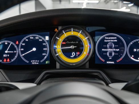 Used 2022 Porsche 911 Turbo S AWD/4WD image 22
