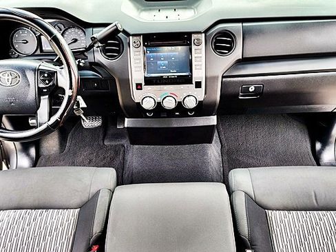 Used 2015 Toyota Tundra SR w/ Tow Package RWD image 14