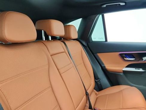 Used 2026 Mercedes-Benz GLC 300 image 25