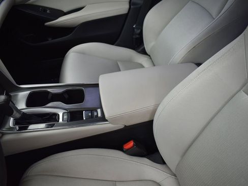 Used 2018 Honda Accord LX image 12