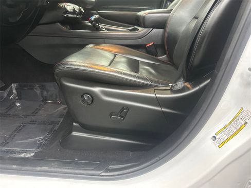 Used 2024 Dodge Durango GT image 10