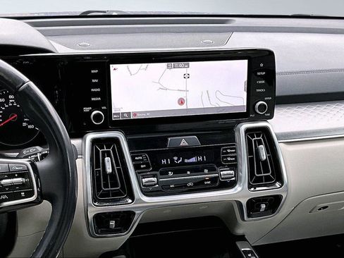 Used 2021 Kia Sorento SX image 7
