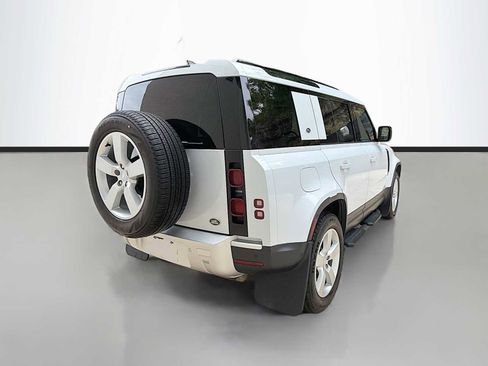 Certified 2023 Land Rover Defender 110 SE AWD/4WD image 3