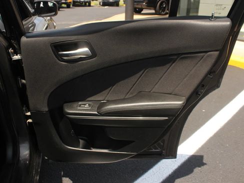 Used 2018 Dodge Charger R/T RWD image 22