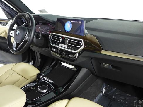 Used 2023 BMW X3 xDrive30i w/ Convenience Package w/ZPA AWD/4WD image 13