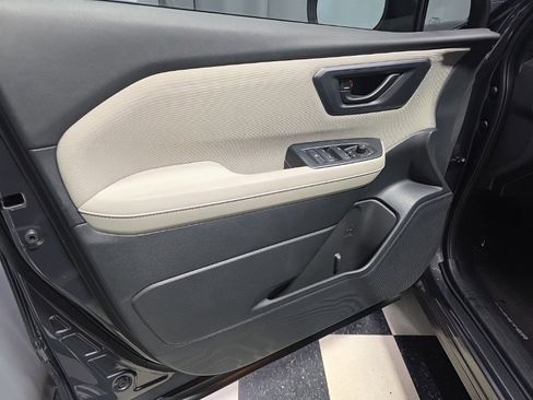 Certified 2025 Subaru Forester image 16