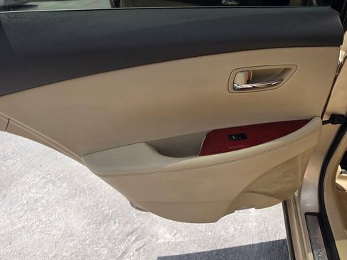 Used 2007 Lexus ES 350 w/ Premium Pkg FWD image 18
