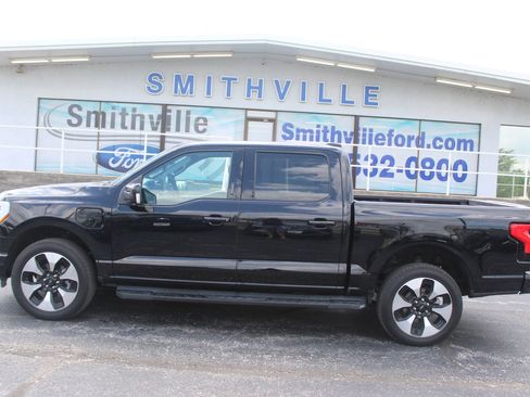 Used 2023 Ford F150 Lightning Platinum AWD/4WD image 6