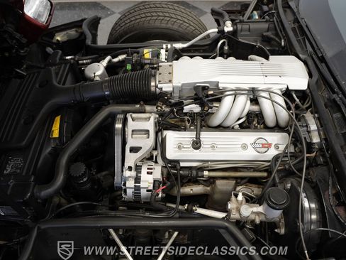 Used 1987 Chevrolet Corvette Convertible RWD image 4