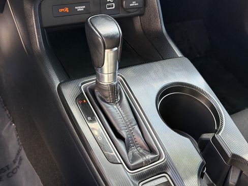 Used 2023 Honda Civic Sport image 14
