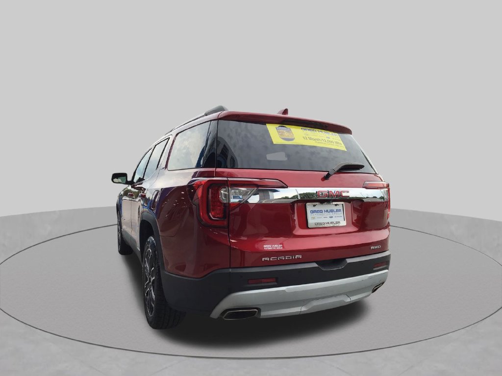 Used 2023 GMC Acadia SLT w/ Technology Package AWD/4WD image 10