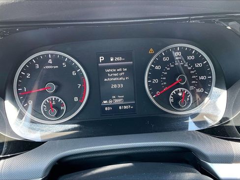 Used 2022 Kia K5 LXS FWD image 18