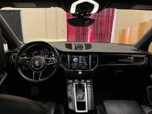 Used 2015 Porsche Macan S AWD/4WD image 12