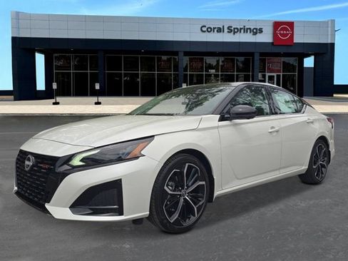 New 2026 Nissan Altima 2.5 SR w/ SR Premium Package FWD image 1