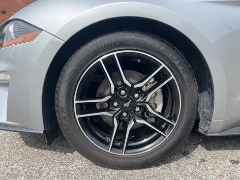 Used 2022 Ford Mustang Premium image 9