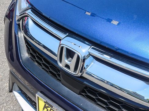 Used 2017 Honda CR-V Touring image 16