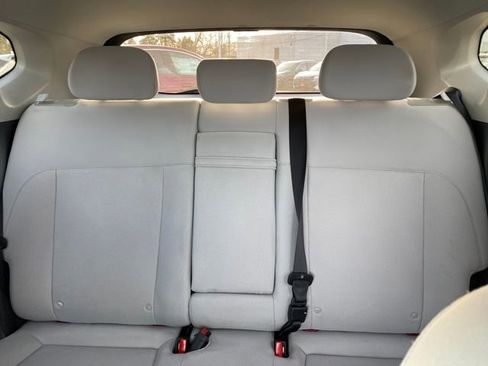 Used 2025 Hyundai Kona SEL image 11