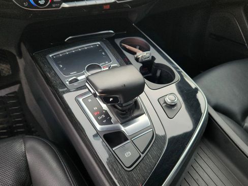 Used 2019 Audi Q7 3.0T Prestige w/ Prestige Package image 15