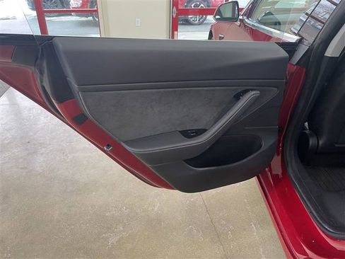 Used 2018 Tesla Model 3 Long Range image 20