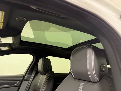 New 2026 Jaguar F-PACE R-Dynamic S image 15