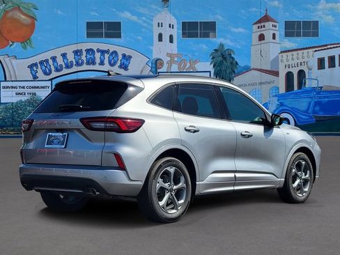 New 2024 Ford Escape ST-Line w/ Tech Pack #1 FWD image 4