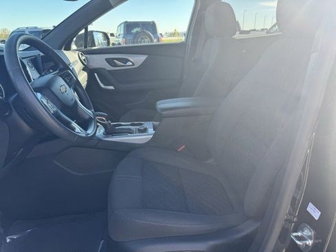 Used 2022 Chevrolet Blazer LT image 12