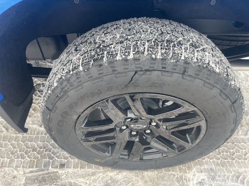 New 2026 Chevrolet Silverado 1500 RST w/ Dark Appearance Package image 10