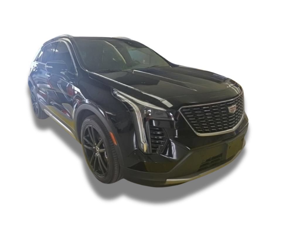 Used 2023 Cadillac XT4 Premium Luxury w/ Technology Package FWD image 2