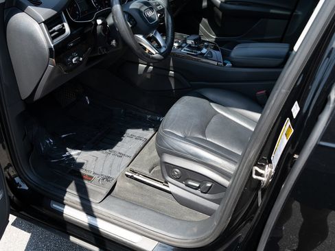Used 2018 Audi Q7 3.0T Premium Plus AWD/4WD image 18