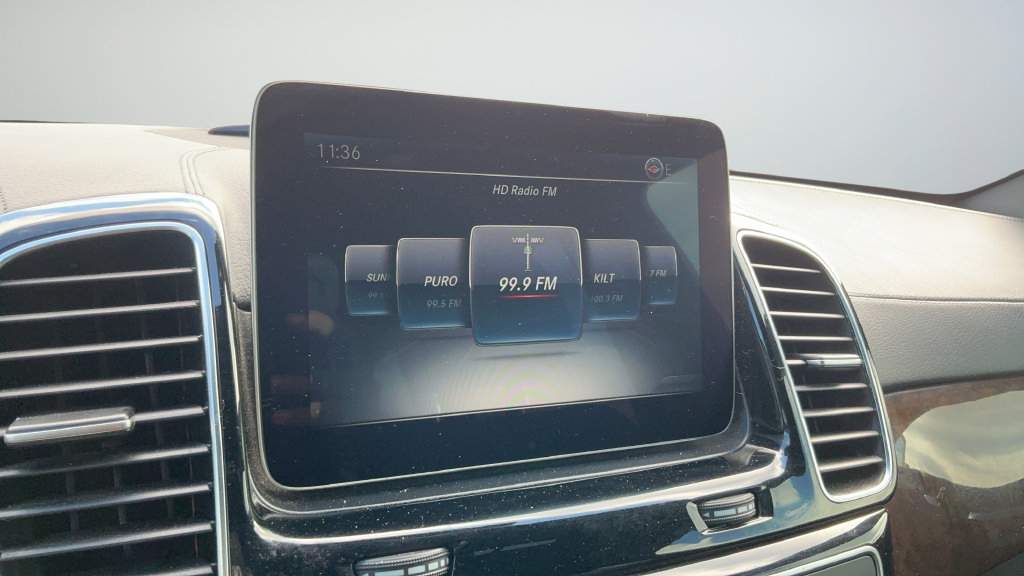 Used 2017 Mercedes-Benz GLS 450 4MATIC image 11
