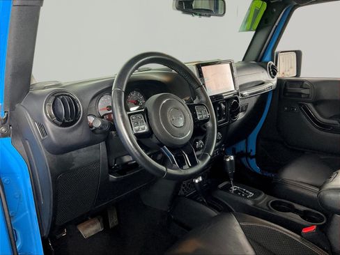 Used 2017 Jeep Wrangler Unlimited Sahara AWD/4WD image 15