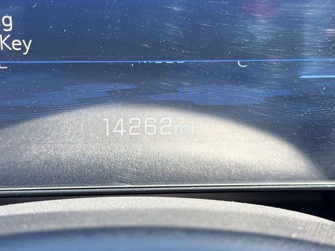 Used 2025 Chevrolet Equinox RS AWD/4WD image 12