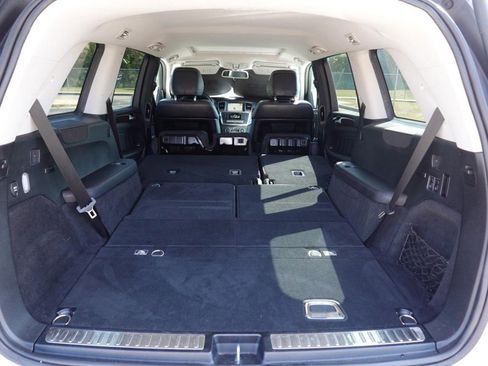 Used 2013 Mercedes-Benz GL 450 4MATIC image 28