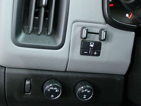 Used 2022 Chevrolet Colorado W/T w/ Custom Special Edition image 13