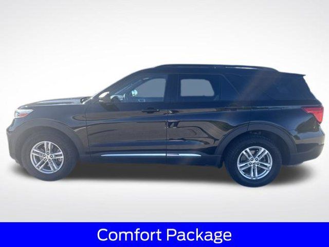 Used 2020 Ford Explorer XLT w/ Equipment Group 202A AWD/4WD image 9